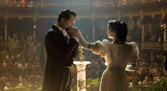 像極了霍亂的愛情——《霍亂時期的愛情》與《圍城》中的愛情觀比較